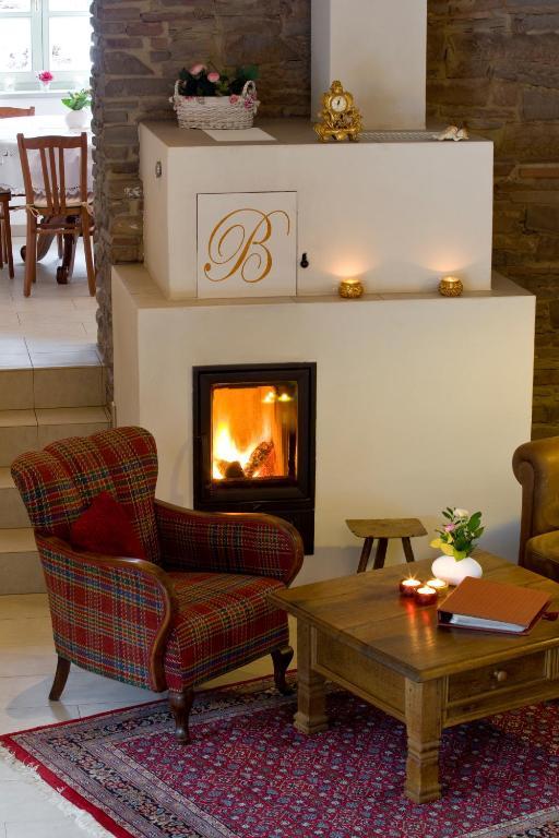 Romantik Hotel Landhaus Baerenmuehle Frankenau Bagian luar foto